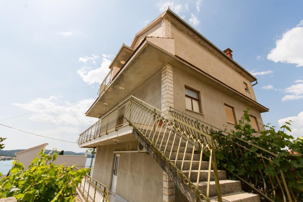 Mila A1 & A2 & 3 Apartament *