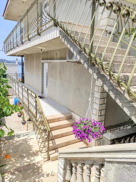 Apartment Mila A1 & A2 & 3 *