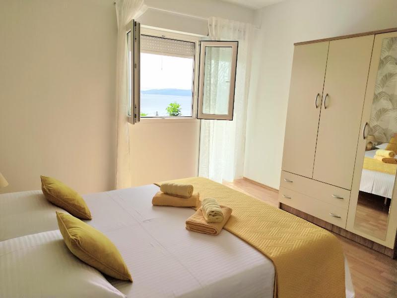 Mila A1 & A2 & 3 Trogir
