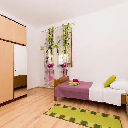 Apartmani Mila A1 & A2 & 3 Traù Esterno foto