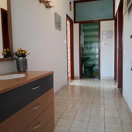 Apartmani Mila A1 & A2 & 3 Traù Esterno foto